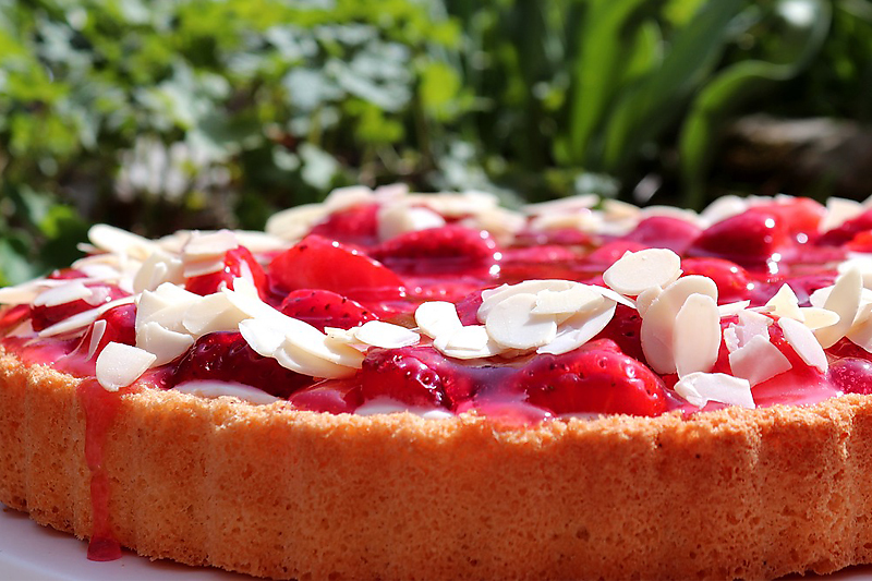 Summer Strawberry Flan 