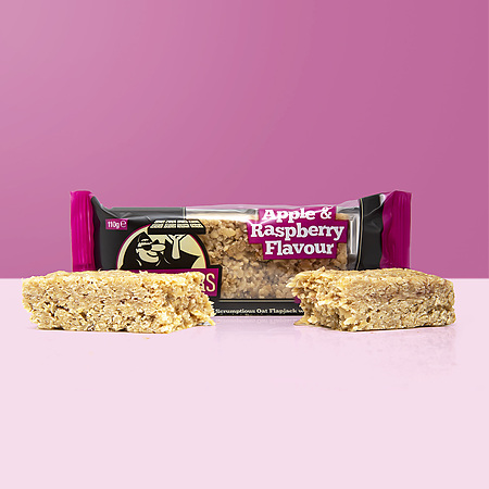 Apple&Raspberry_flapjack_open